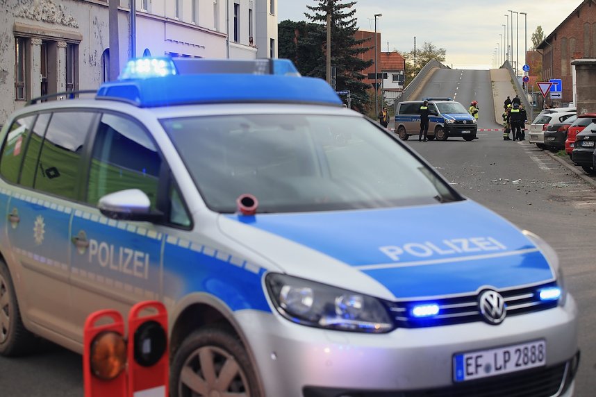 Gro&szlig;einsatz in der Bruno-Kunzte-Stra&szlig;e