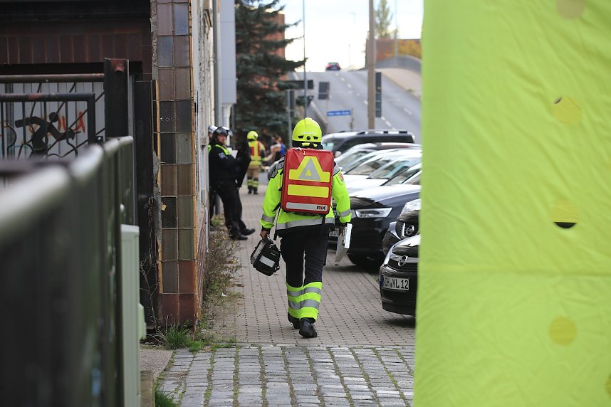 Gro&szlig;einsatz in der Bruno-Kunzte-Stra&szlig;e