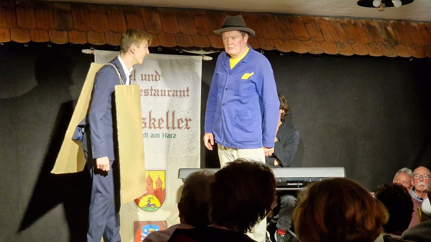 Kabarett im Neust&auml;dter Ratskeller