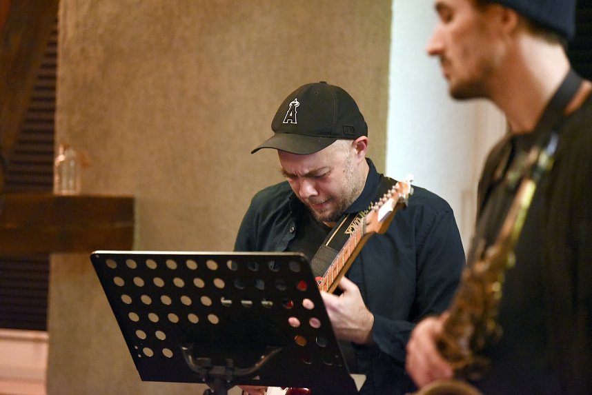 Tryon in der Jazzmangel