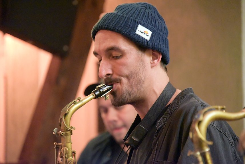 Tryon in der Jazzmangel