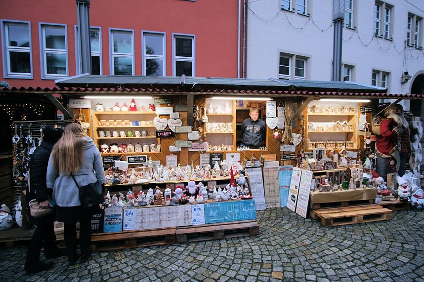 Nordhausen und sein Weihnachtsmarkt in festlichem Schmuck