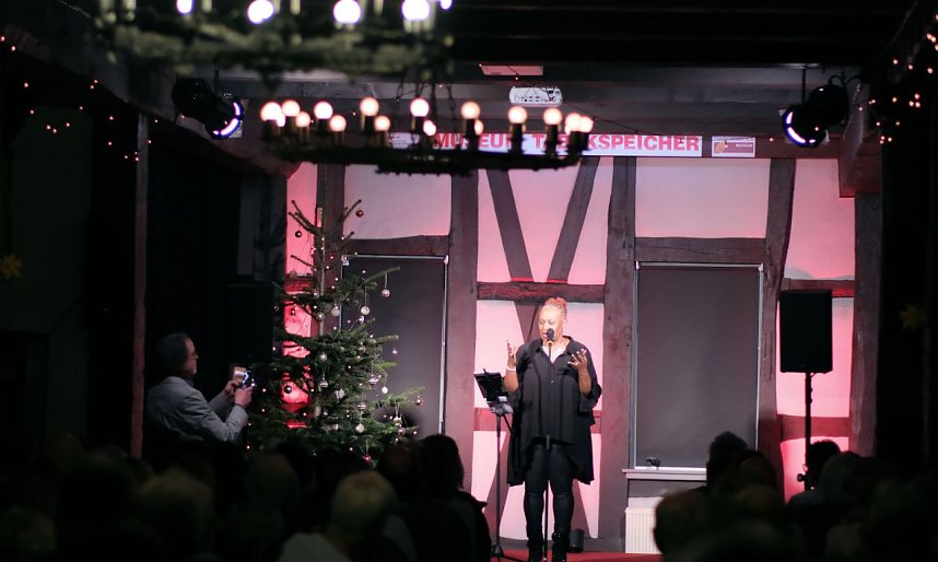 Ingrid Arthur im Tabakspeicher