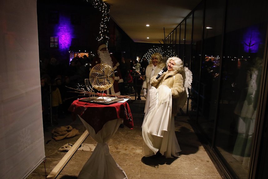 Das erste T&uuml;rchen auf dem Nicolaiplatz wurde ge&ouml;ffnet