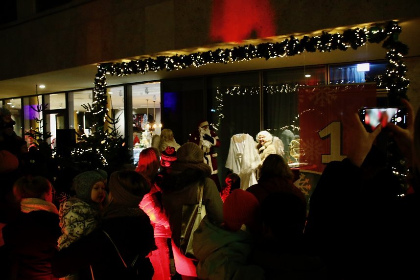 Das erste T&uuml;rchen auf dem Nicolaiplatz wurde ge&ouml;ffnet