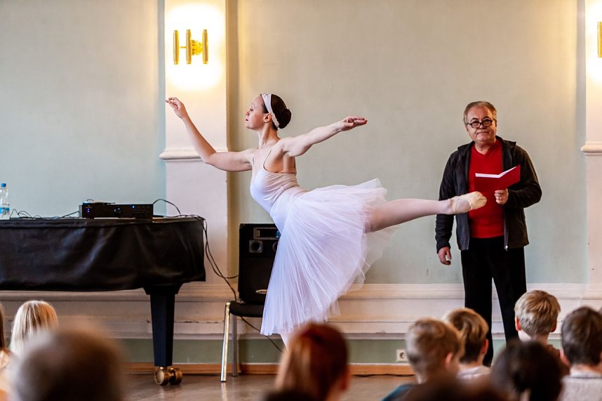 Das Duo Ruggieri trat am 1. Dezember im Humboldt-Gymnasium auf