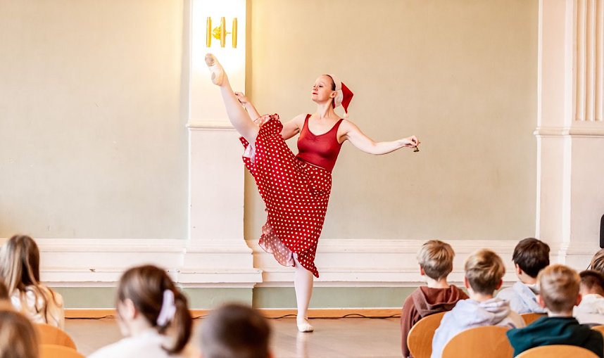 Das Duo Ruggieri trat am 1. Dezember im Humboldt-Gymnasium auf