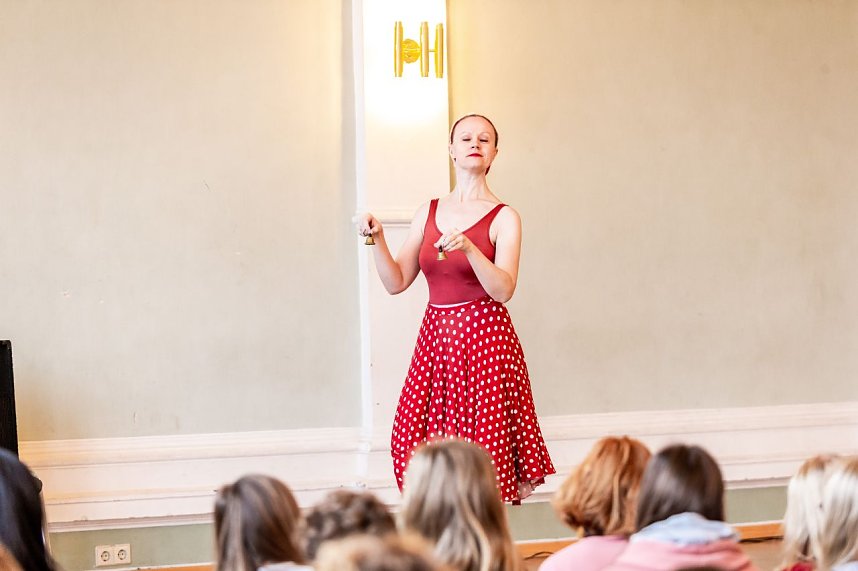 Das Duo Ruggieri trat am 1. Dezember im Humboldt-Gymnasium auf