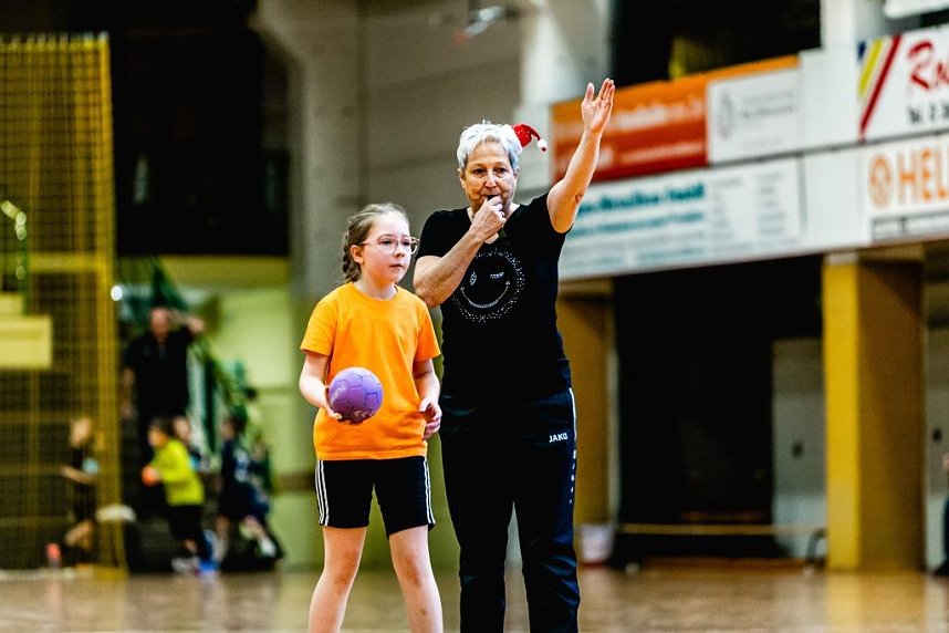 Weihnachtliches Turnier mit der NSV-F-Jugend