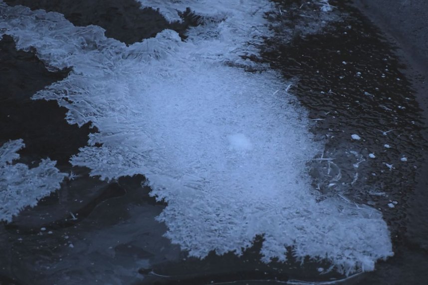 Eisige K&auml;lte im Brandesbachtal