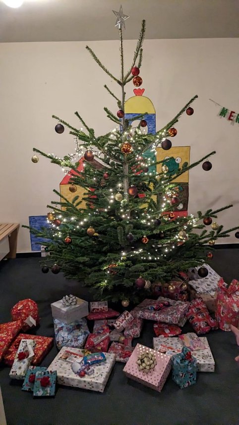 Weihnachtsfreuden im Mehrgenerationenhaus in S&uuml;lzhayn