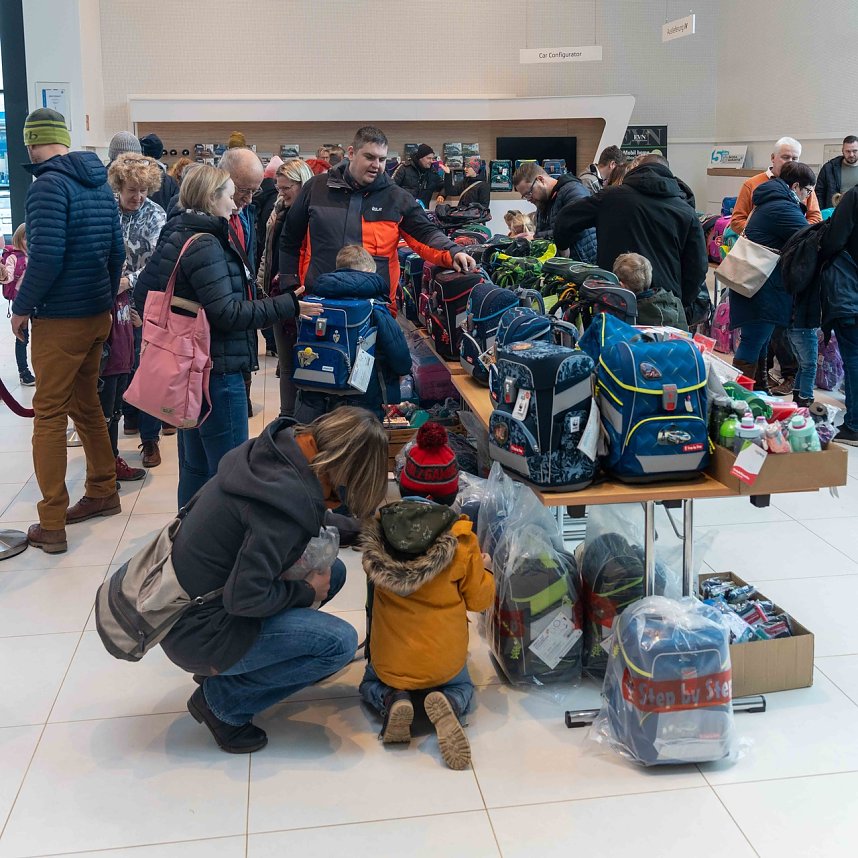 Schulranzentag im Autohaus