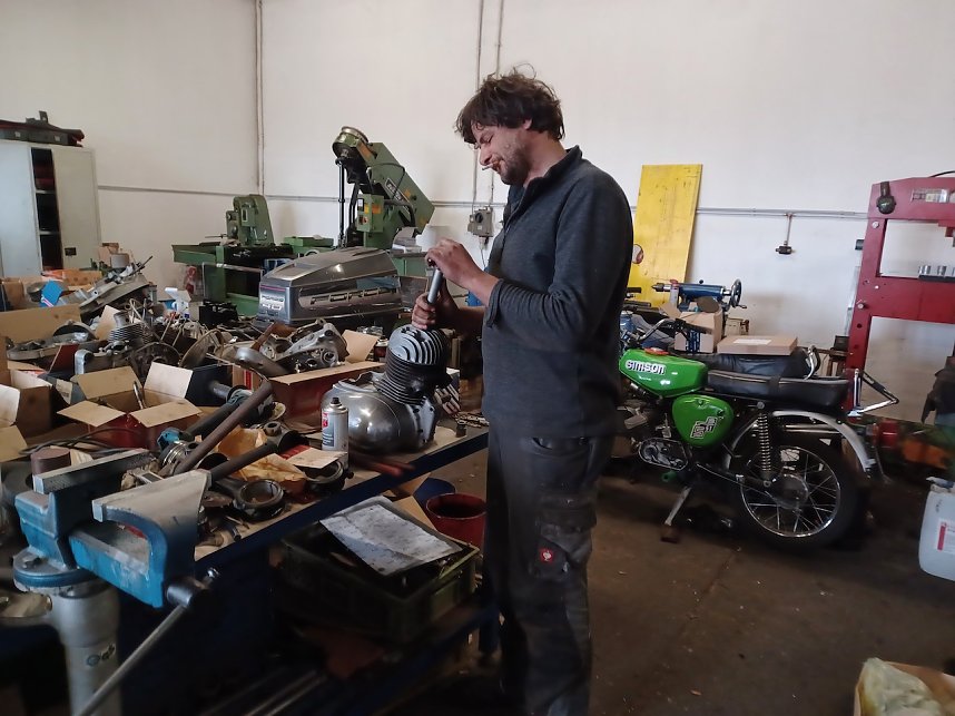 Ronny Mau&szlig; bei der Arbeit