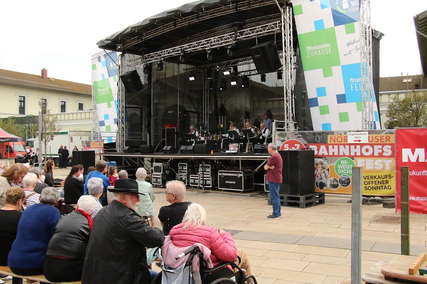Erste Impressionen vom Bahnhofsfest