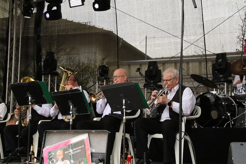Erste Impressionen vom Bahnhofsfest