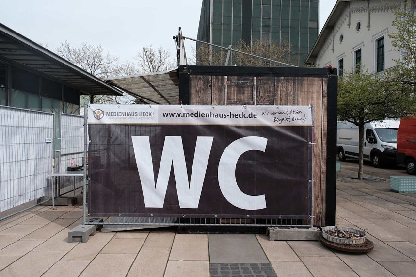 Erster tag des Bahnhofsfestes