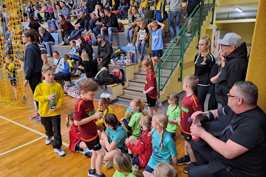 Ran an den Ball in Bildern