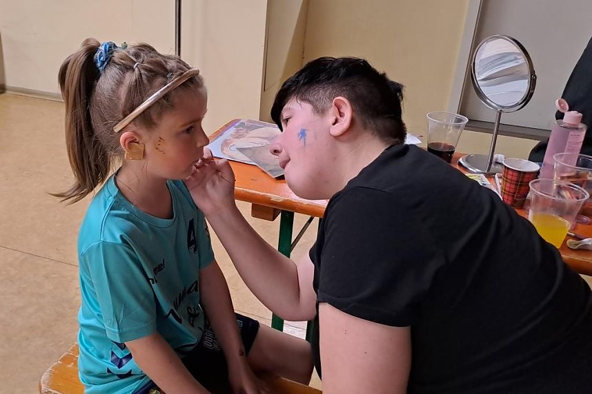 Ran an den Ball in Bildern