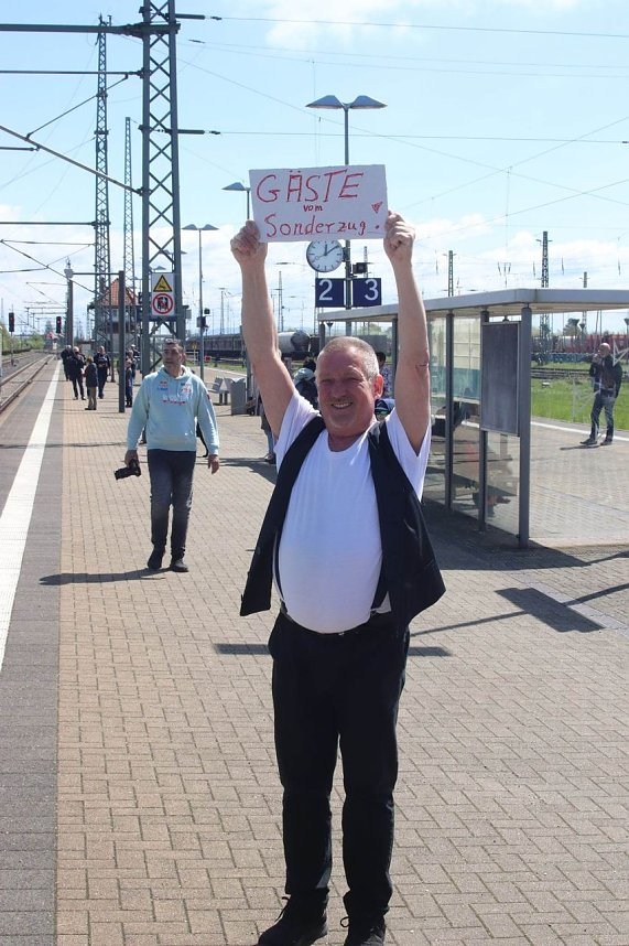 Peter Blei unterwegs auf dem Bahnhofsfest