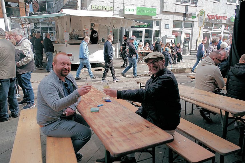 Peter Blei unterwegs auf dem Bahnhofsfest