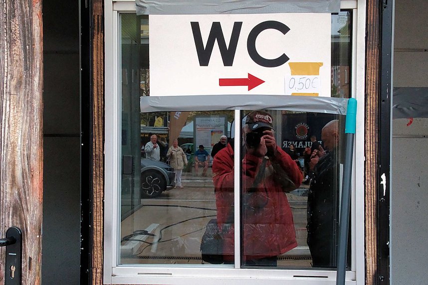 Peter Blei unterwegs auf dem Bahnhofsfest