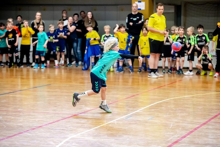 "Ran an den Ball" - Handball-Turnier der Extra Klasse in Nordhausen