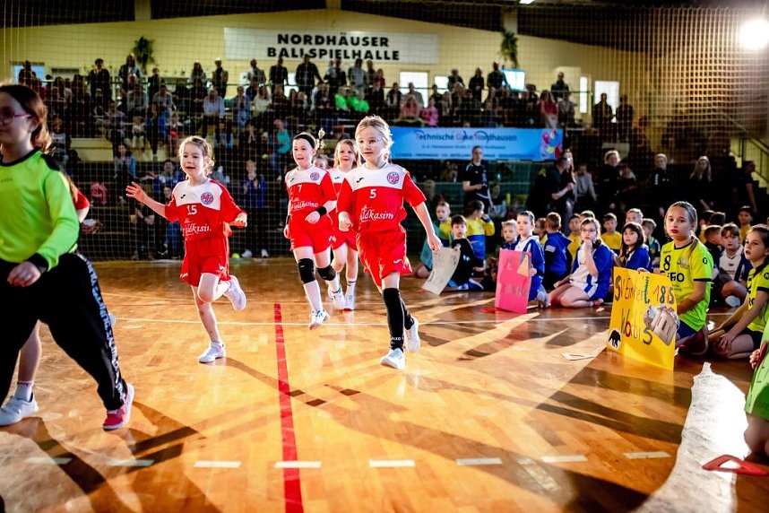 "Ran an den Ball" - Handball-Turnier der Extra Klasse in Nordhausen