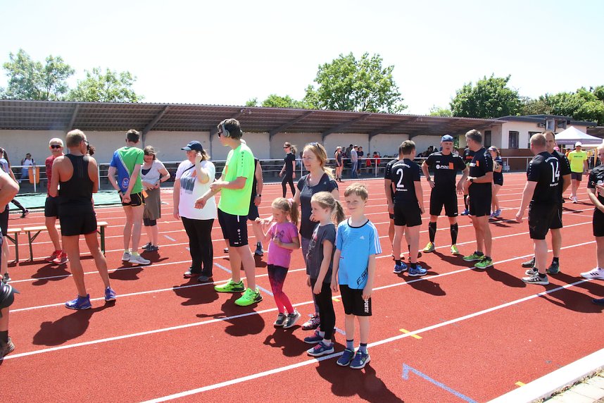 8. Nordh&auml;user Mukolauf auf dem Hohekreuz-Sportplatz