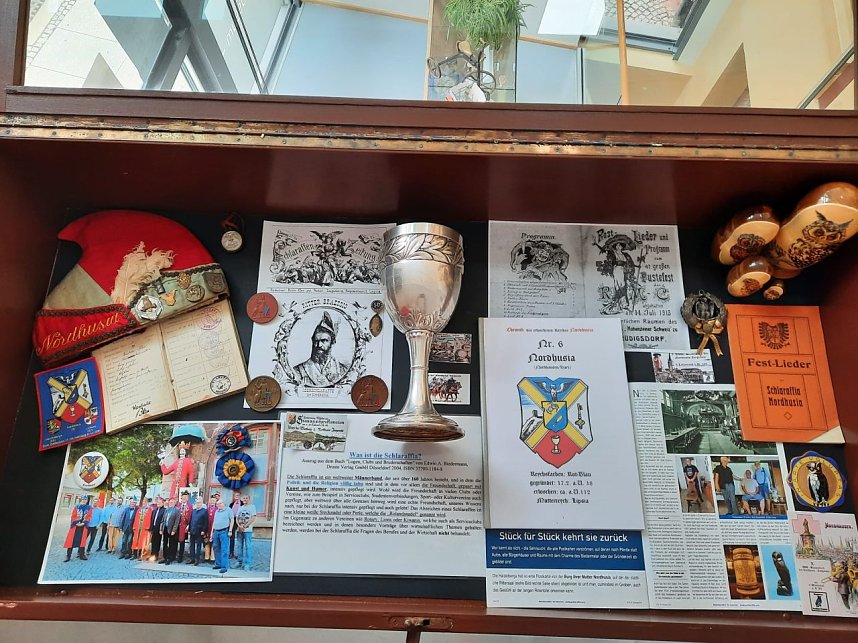 Schlaraffen-Ausstellung in der Flohburg