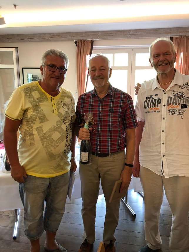 Auszeichnung 50 Jahre Mitglied an Dr. Dieter Kornmann