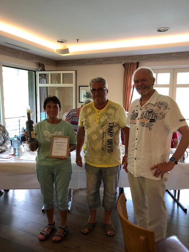 Gratulation zur 10j&auml;hrigen Mitgliedschaft an Frau Gudrun Markus