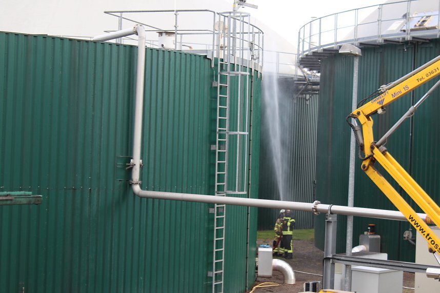 Feuerwehr&uuml;bung an der Biomethananlage in Bielen