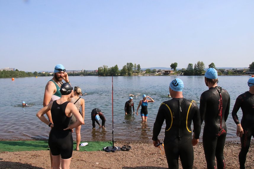 Die ersten Wettk&auml;mpfe beim Scheunenhof-Triathlon