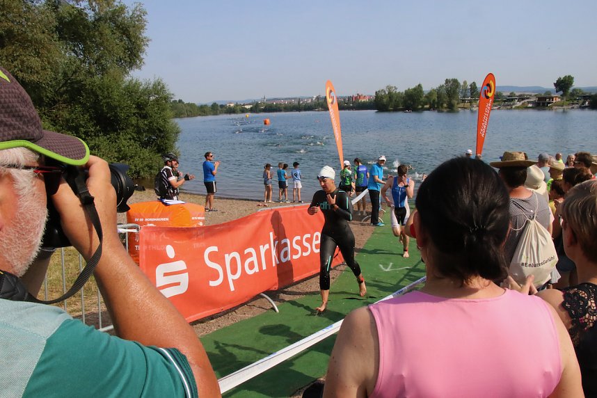 Die ersten Wettk&auml;mpfe beim Scheunenhof-Triathlon