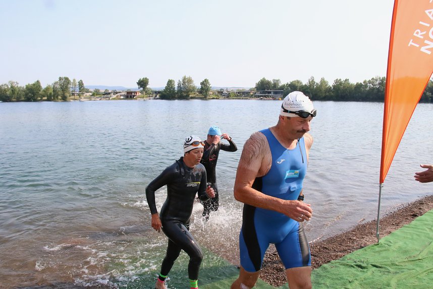 Die ersten Wettk&auml;mpfe beim Scheunenhof-Triathlon