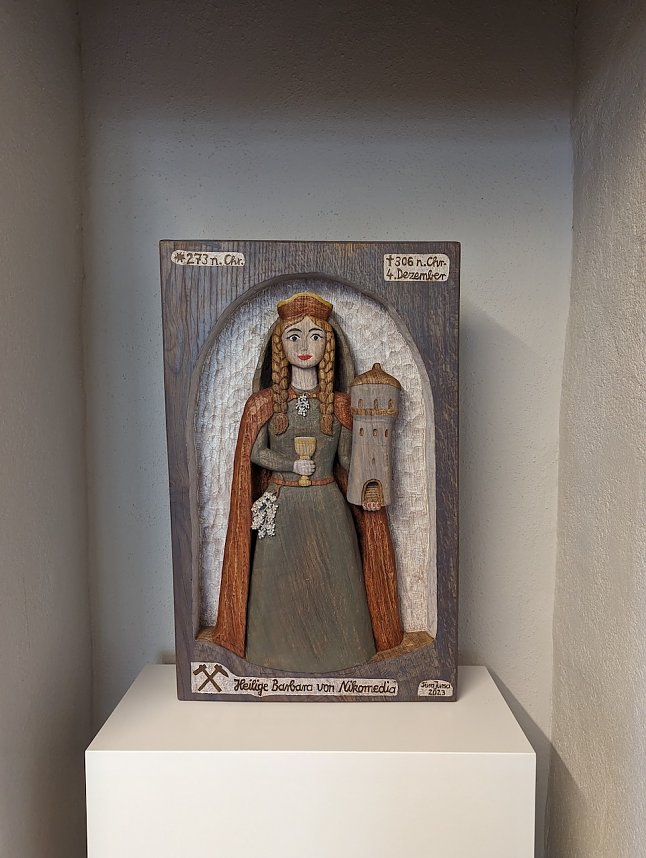 Schutzpatronin Barbara - Holzkunst von Tura Jursa