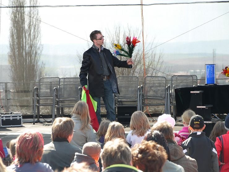 Impressionen vom Osterfest 2010 auf dem Petersberg