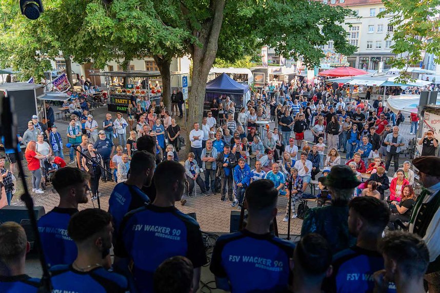 Impressionen vom Freitagabend auf dem Altstadtfest