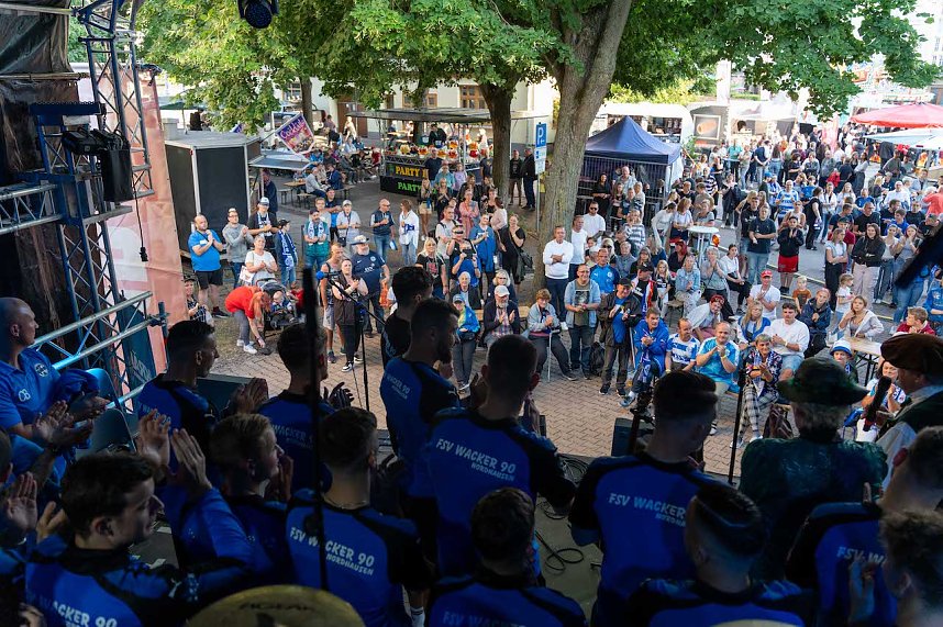Impressionen vom Freitagabend auf dem Altstadtfest