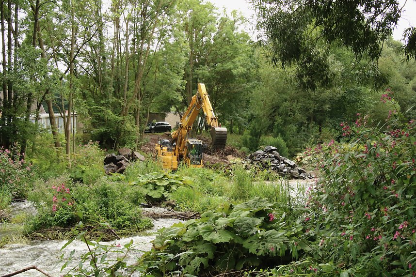 Baggerarbeiten am Zorgeufer