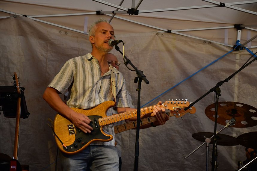 Emma in der Traditionsbrennerei