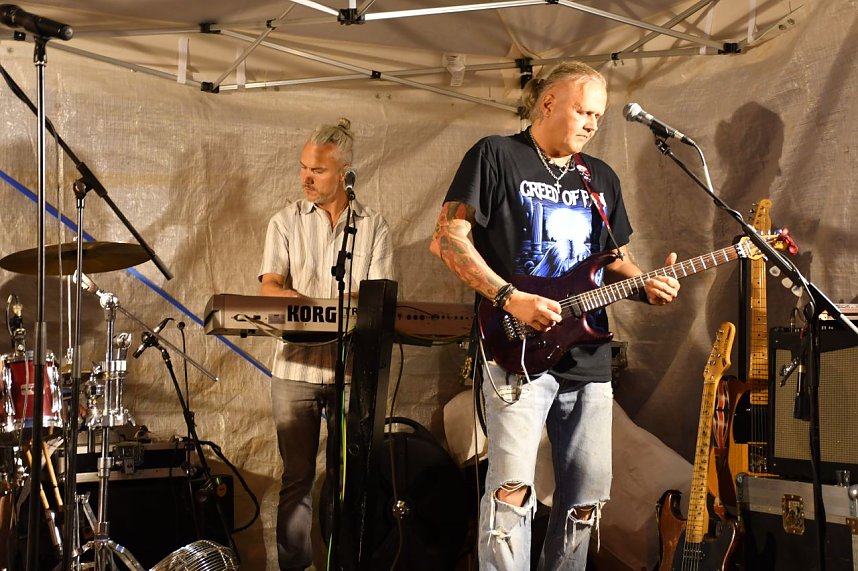 Emma in der Traditionsbrennerei