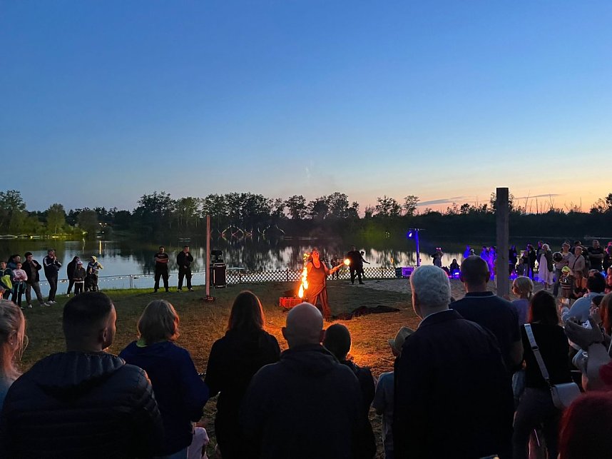 Gro&szlig;es Spektakel am Abend: das Lichterfest