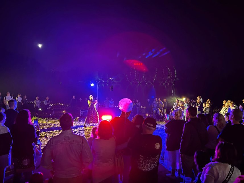 Gro&szlig;es Spektakel am Abend: das Lichterfest