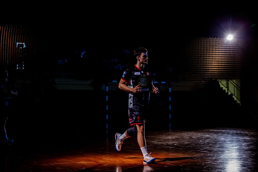 L&uuml;bbecke gegen den HC Elbflorenz in der Ballspielhalle Nordhausen