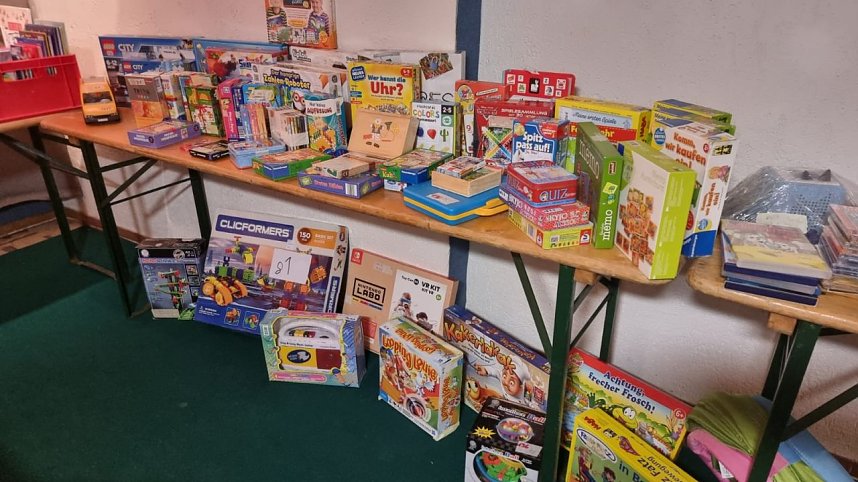 Die H&ouml;rninger Hummeln laden wieder zum Basar