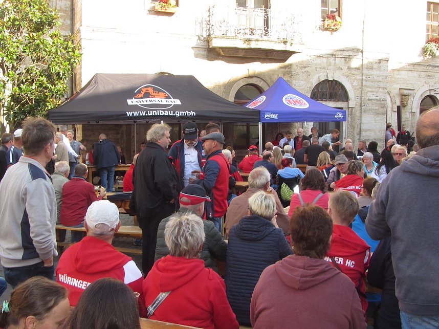 Saisoner&ouml;ffnung des THC auf dem Bad Langensalzaer Neumarkt