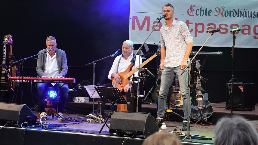 Rock f&uuml;r den Frieden auf dem Parkdeck der Echter Nordh&auml;user Marktpassage