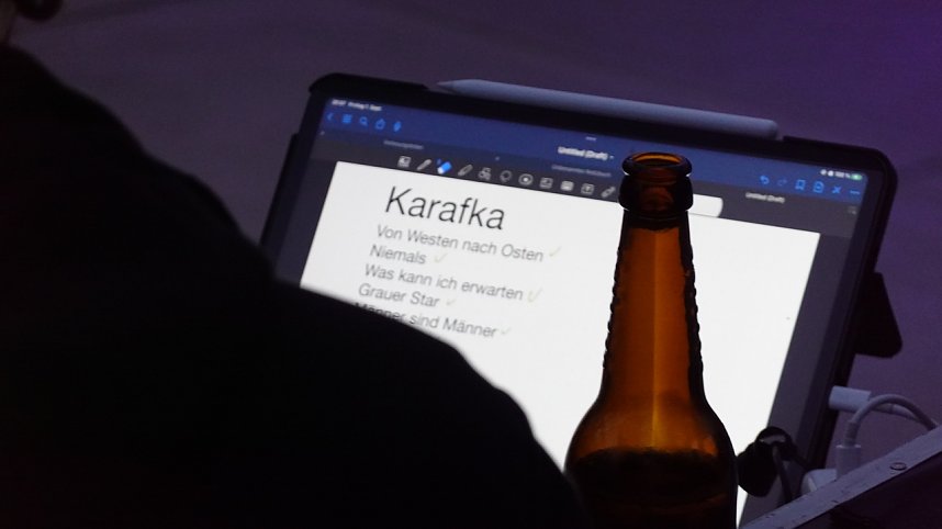 Rock f&uuml;r den Frieden auf dem Parkdeck der Echter Nordh&auml;user Marktpassage