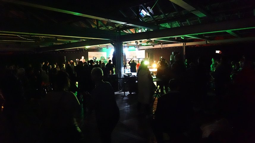 Rock f&uuml;r den Frieden auf dem Parkdeck der Echter Nordh&auml;user Marktpassage